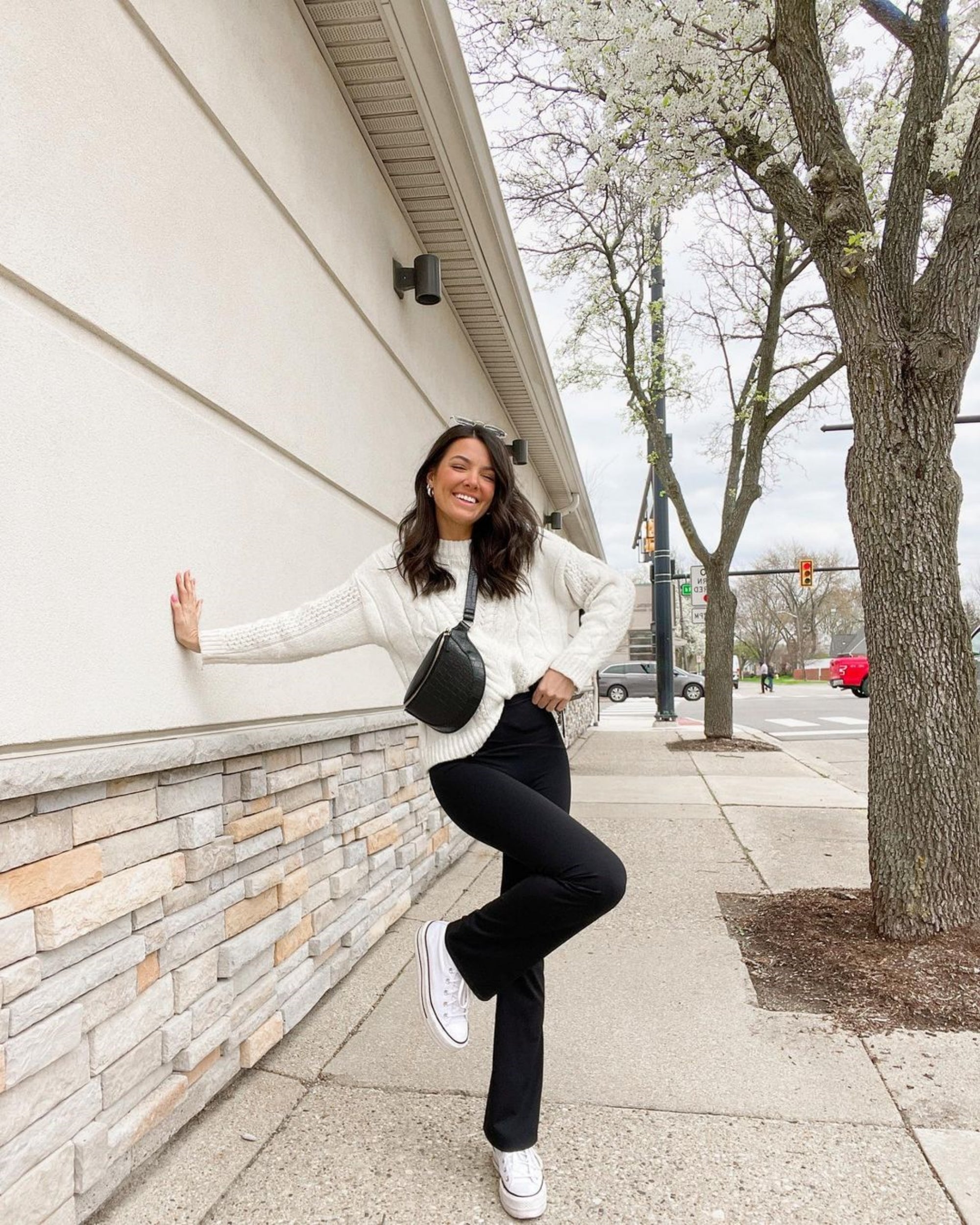 Yvyvlolo High Waisted Flare Leggings for Women Tummy Control Butt Lifting Workout Yoga Wide Leg Pants-Yvyvlolo